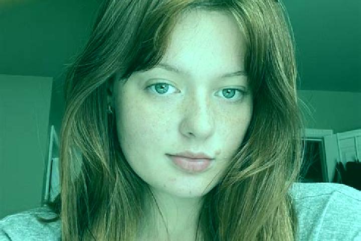 Eva, 36, a dark blonde dark-eyed european companion based in Felicio dos Santos. Offering Striptease, CIM, Erotic Massage, Overnight. Available for incall an...
