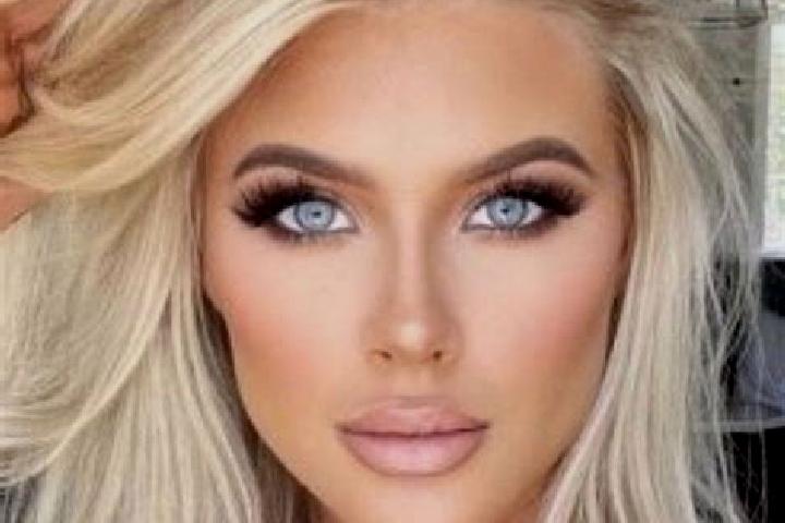Eva, 36, a platinum blonde dark-eyed mixed companion based in Puntledge. Offering GFE, CIM, Dinner Date, 69. Available for incall and outcall, overnight book...