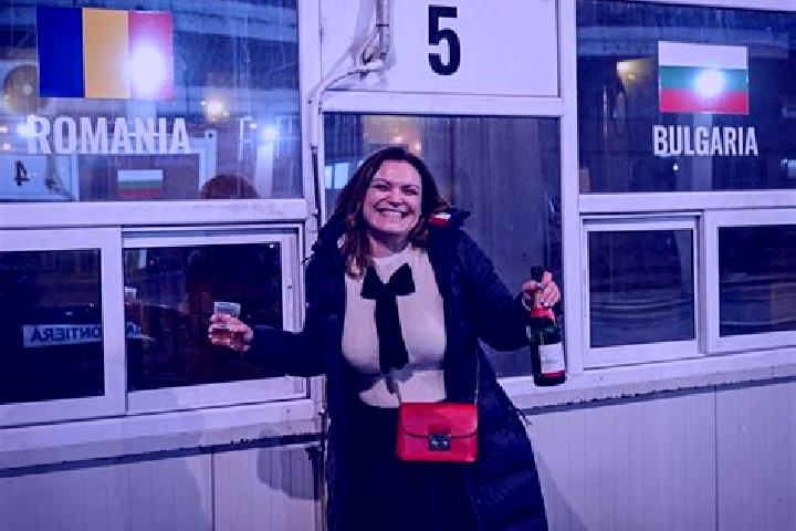 Eva, 36 — Escort in Gheaba, Romania