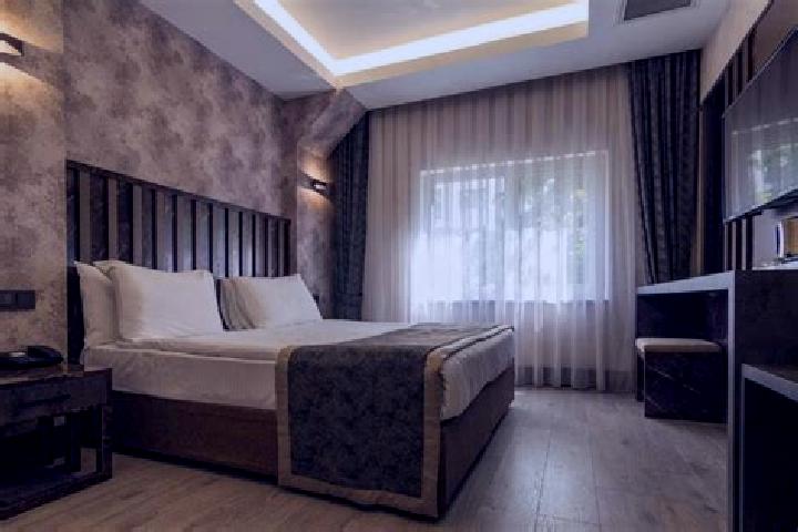 Eva, 36 — Escort in Kavaklidere, Turkey