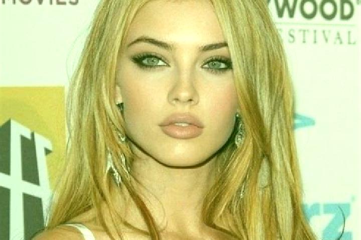 Eva, 37, a blonde hazel-eyed mediterranean companion based in Noord-Scharwoude. Offering Erotic Massage, Duos. Available for incall and outcall, day and even...