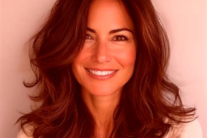 Eva, 37, a brunette amber-eyed middle eastern companion based in Buronzo. Offering A-Level, Deep French Kissing, Party Girl. Available for incall and outcall...
