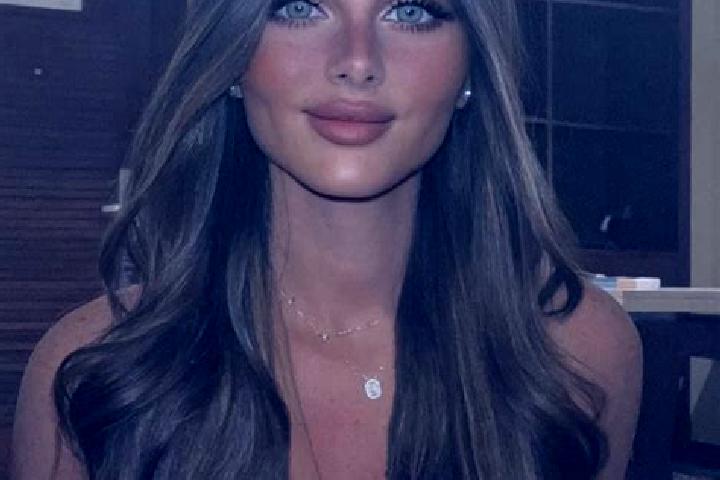 Eva, 37, a brunette dark-eyed caribbean companion based in Sakerta Barat. Offering 69, A-Level, Duos. Available for incall and outcall, overnight bookings av...