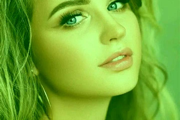 Eva, 37, a dark blonde blue-eyed mediterranean companion based in Heerstedt. Offering Overnight, A-Level, Party Girl, Deep French Kissing, Couples. Available...