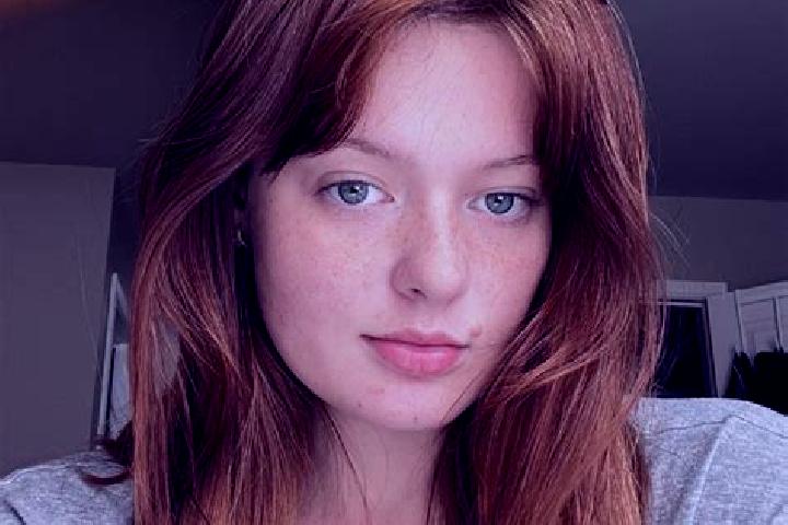 Eva, 37, a red brown-eyed caucasian companion based in Schnaittach. Offering Dinner Date, Deep French Kissing, Domination. Available for incall and outcall, ...