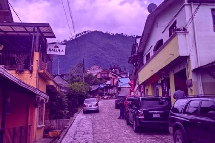 Eva, 37 — Escort in Lanquin, Guatemala