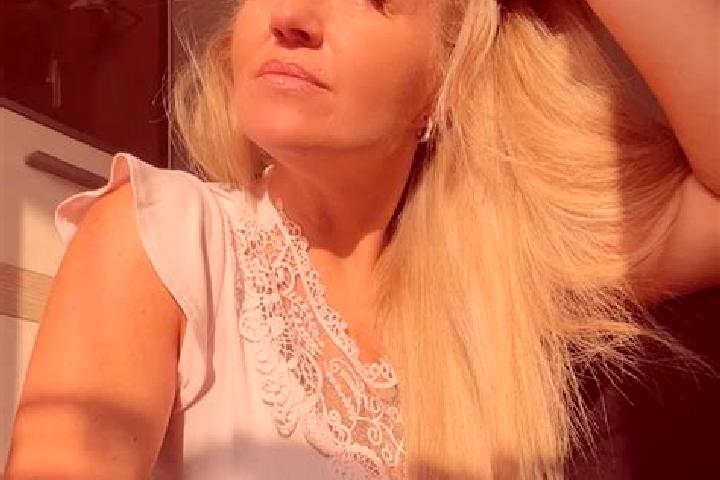 Eva, 37 — Escort in Nikita, Ukraine