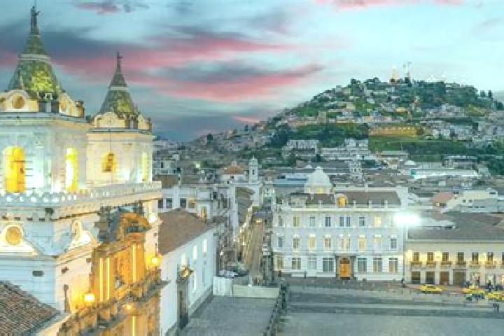 Eva, 37 — Escort in Quito, Ecuador