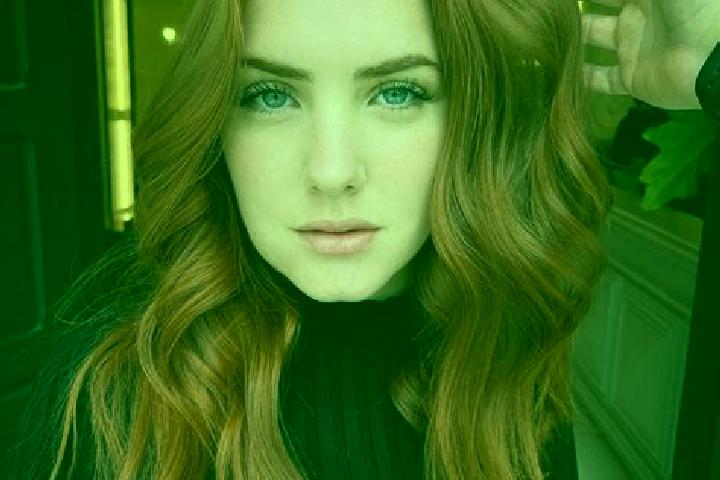 Eva, 38, a auburn blue-eyed middle eastern companion based in Pandora. Offering Couples, BDSM, A-Level, OWO. Available for incall and outcall, day and evenin...
