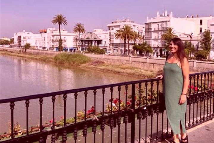 Eva, 38, a black amber-eyed mixed companion based in Chiclana de Segura. Offering Domination, 69, Fetish, Couples. Available for incall and outcall, overnigh...