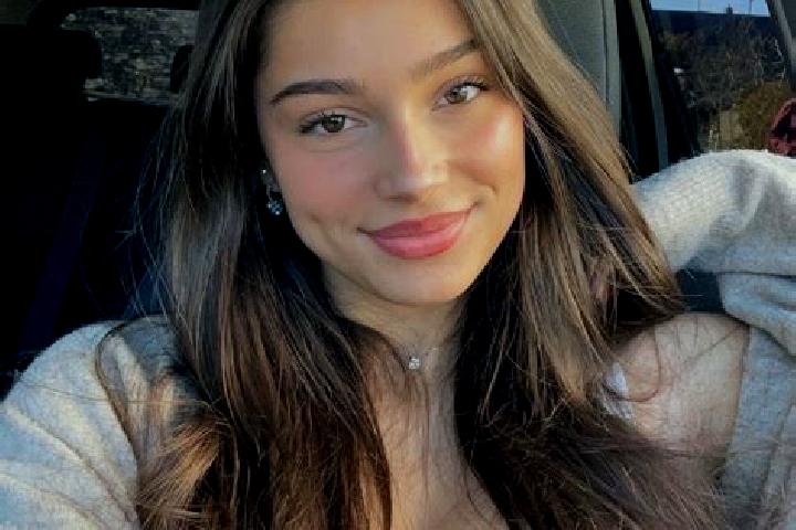 Eva, 38, a brunette blue-eyed caribbean companion based in Monturque. Offering Party Girl, BDSM, Domination, Duos, Couples. Available for incall and outcall,...