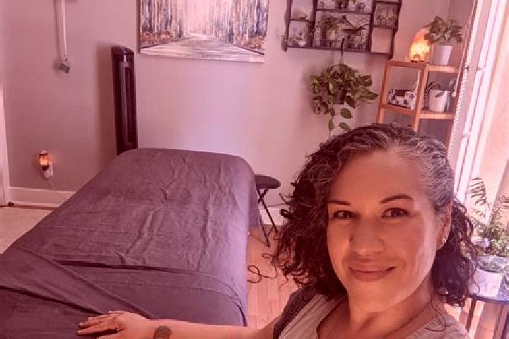 Eva, 38, a brunette grey-eyed caucasian companion based in Cooee. Offering Prostate Massage, A-Level, Massage, Erotic Massage. Available for incall and outca...
