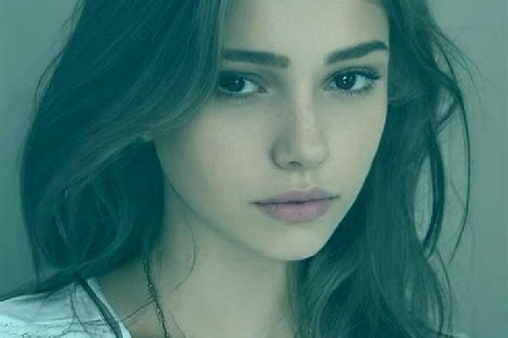 Eva, 38, a chestnut grey-eyed slavic companion based in San Antonio las Palmas. Offering 69, Dinner Date, Travel Companion, Girlfriend Experience, CIM. Avail...