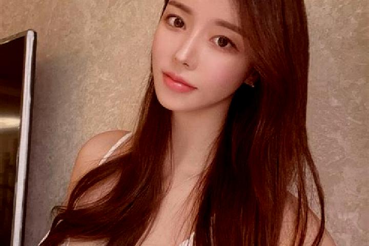 Eva, 38 — Escort in Dalanqi, China