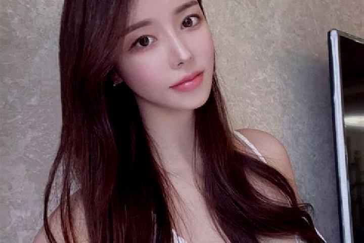 Eva, 38 — Escort in Shihuipu, China