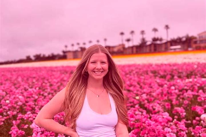 Eva, 38 — Escort in Taylor, Canada