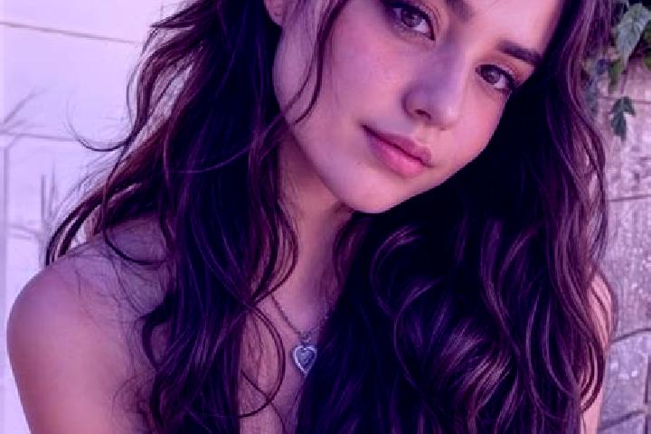 Eva, 39, a black hazel-eyed european companion based in Purwa. Offering Deep French Kissing, Roleplay, Overnight. Available for incall and outcall, day and e...