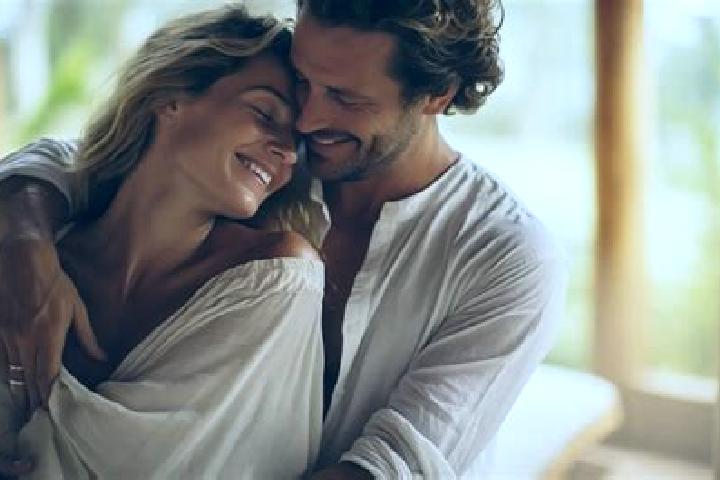 Eva, 39, a blonde dark-eyed caribbean companion based in Tenayuca. Offering OWO, Couples, Tantra, A-Level. Available for incall and outcall, overnight bookin...