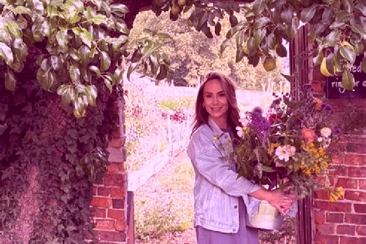Eva, 39 — Escort in Ampthill, United Kingdom