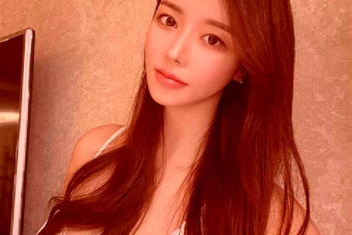 Eva, 39 — Escort in Chengmagang, China