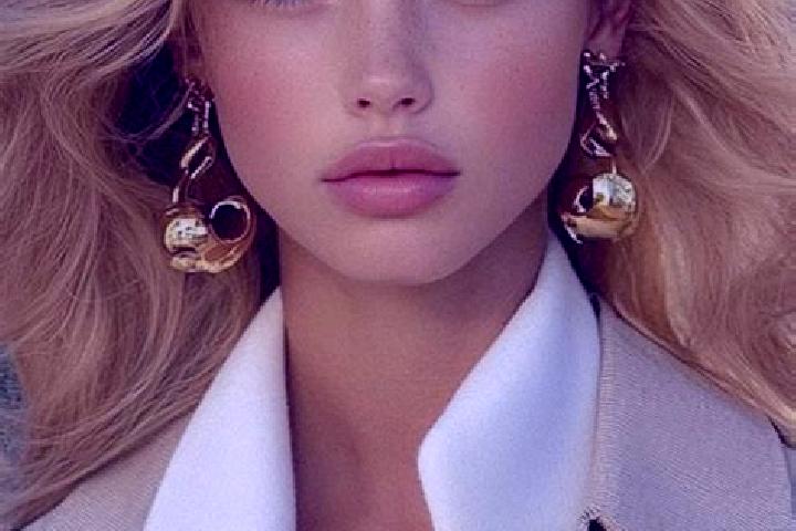 Evelyn, 20, a auburn amber-eyed caribbean companion based in Tangjiawan. Offering Deep French Kissing, Dinner Date, Duos. Available for incall and outcall, o...