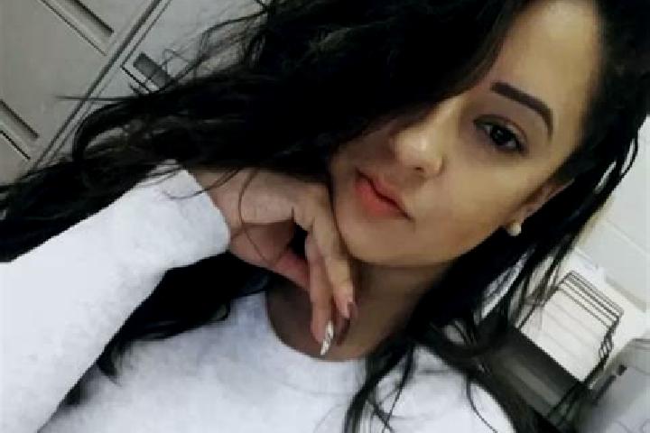Evelyn, 20, a black grey-eyed middle eastern companion based in Peyriac-de-Mer. Offering GFE, Party Girl, OWO, Duos. Available for incall and outcall, day an...