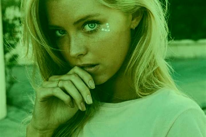 Evelyn, 20, a blonde blue-eyed asian companion based in Patapan. Offering Domination, Tantra, Erotic Massage, Fetish. Available for incall and outcall, day a...