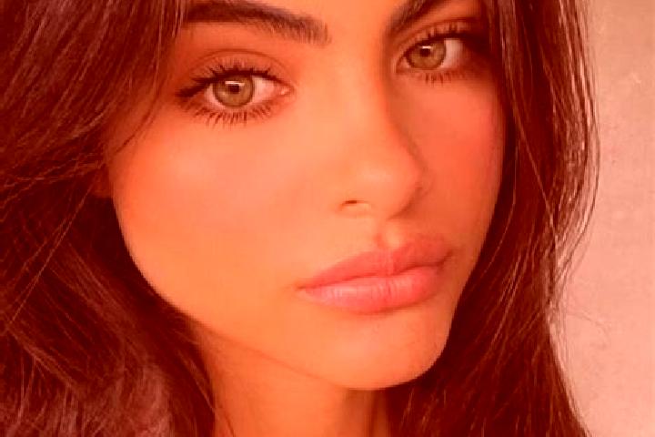 Evelyn, 20, a brunette green-eyed latina companion based in Boquilla de las Perlas. Offering 69, Dinner Date, Massage, GFE. Available for incall and outcall,...