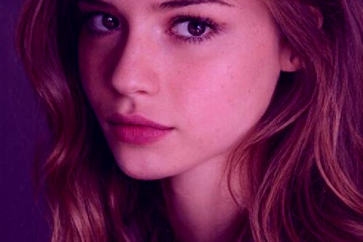 Evelyn, 20, a chestnut grey-eyed latina companion based in Alcholoya (El Salto de Alcholoya). Offering Deep French Kissing, Roleplay, Duos, Travel Companion,...