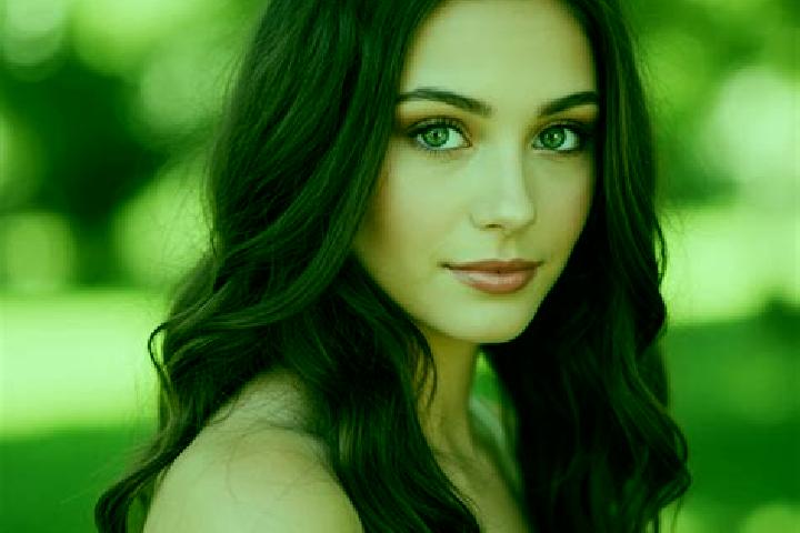 Evelyn, 20, a dark blonde hazel-eyed latina companion based in San Jose de Rio Tinto. Offering A-Level, Roleplay, Striptease, OWO, Travel Companion. Availabl...