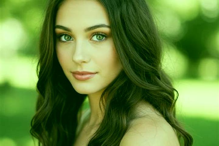 Evelyn, 20, a dark blonde hazel-eyed mixed companion based in Bellefontaine Neighbors. Offering Roleplay, Dinner Date, Girlfriend Experience, Deep French Kis...