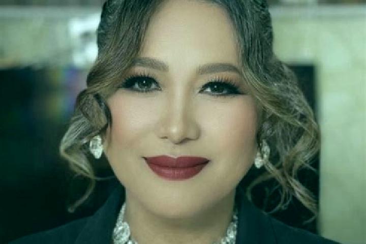 Evelyn, 20 — Escort in Cuevas, Philippines