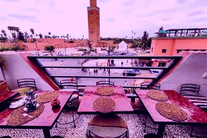Evelyn, 20 — Escort in Demnate, Morocco