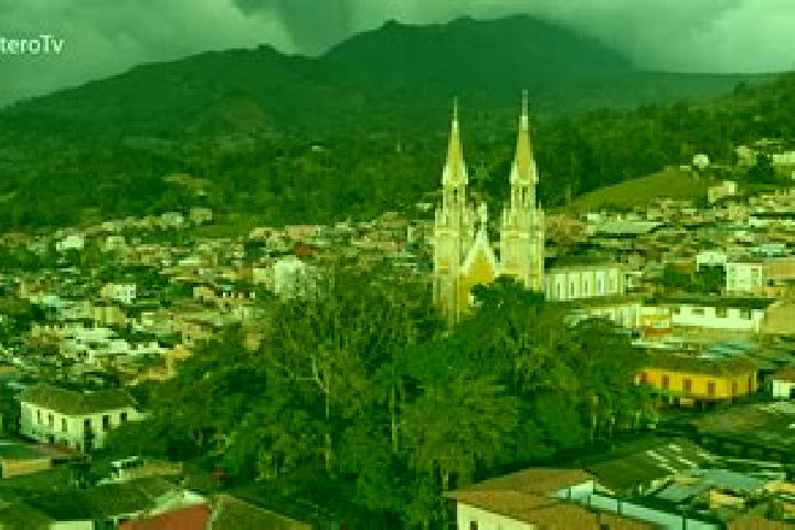 Evelyn, 20 — Escort in Guacheta, Colombia