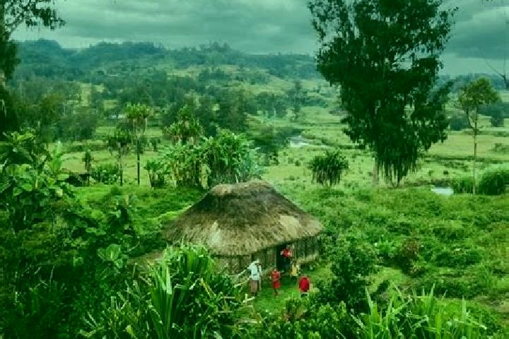 Evelyn, 20 — Escort in Ialibu, Papua New Guinea