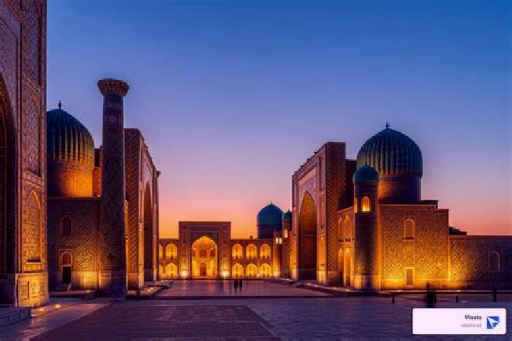 Evelyn, 20 — Escort in Konimex, Uzbekistan