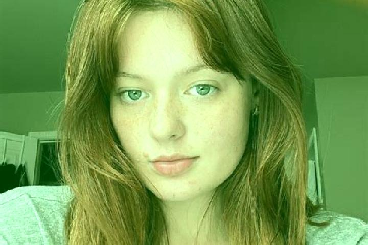 Evelyn, 21, a auburn blue-eyed european companion based in Oyek. Offering OWO, Travel Companion, Girlfriend Experience. Available for incall and outcall, day...