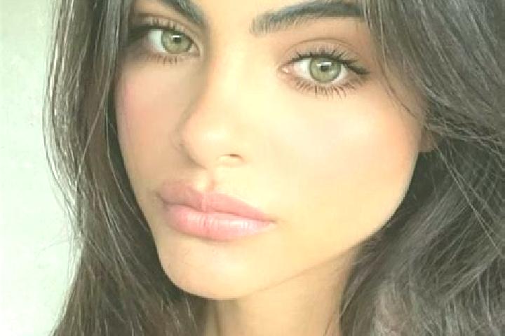 Evelyn, 21, a black dark-eyed indian companion based in Sutysky. Offering Roleplay, Couples, Fetish, Massage, Deep French Kissing. Available for incall and o...