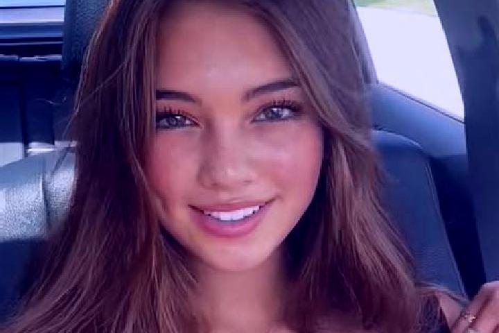 Evelyn, 21, a brunette grey-eyed european companion based in Marco de Canavezes. Offering Tantra, Girlfriend Experience, GFE. Available for incall and outcal...