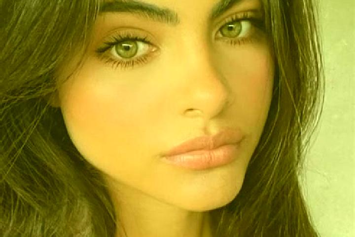 Evelyn, 21, a brunette grey-eyed indian companion based in Pescenica. Offering Massage, CIM. Available for incall and outcall, day and evening dates.