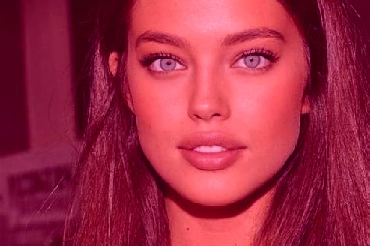 Evelyn, 21, a chestnut green-eyed caucasian companion based in Villeneuve-de-Berg. Offering OWO, Overnight, A-Level, Travel Companion, Striptease. Available ...