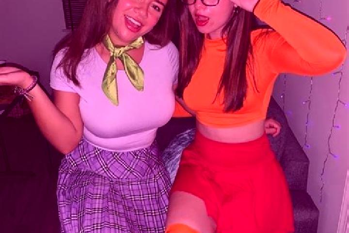 Evelyn, 21, a chestnut hazel-eyed caucasian companion based in Kulari. Offering Duos, Party Girl, Overnight, OWO. Available for incall and outcall, day and e...