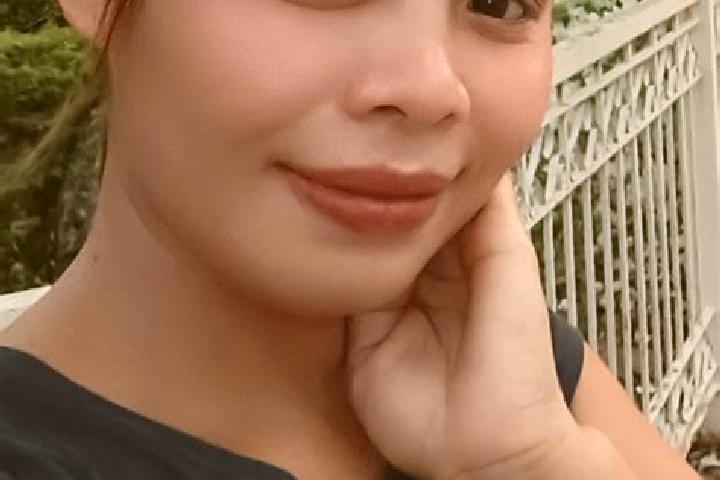 Evelyn, 21 — Escort in Buhe, China