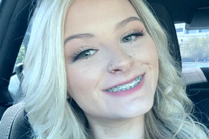 Evelyn, 21 — Escort in Nicholls, United States