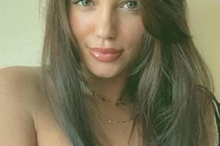 Evelyn, 21 — Escort in Pivdennoukrainsk, Ukraine