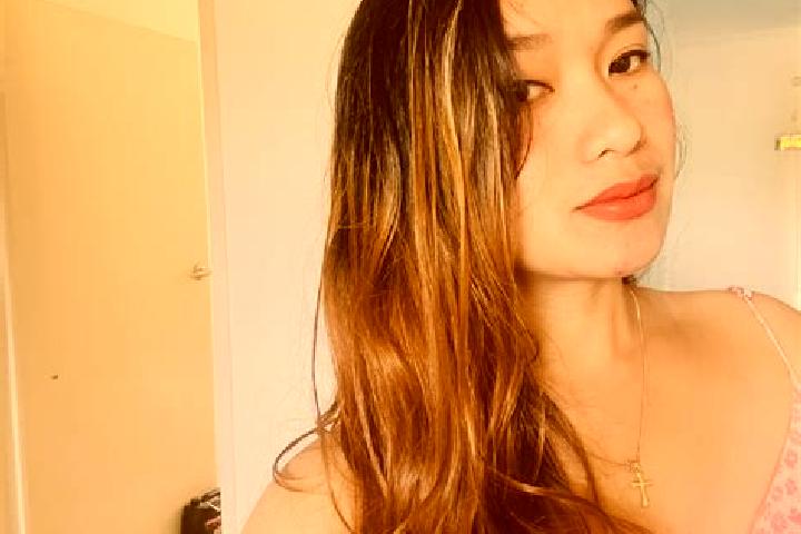 Evelyn, 21 — Escort in Siyang, China