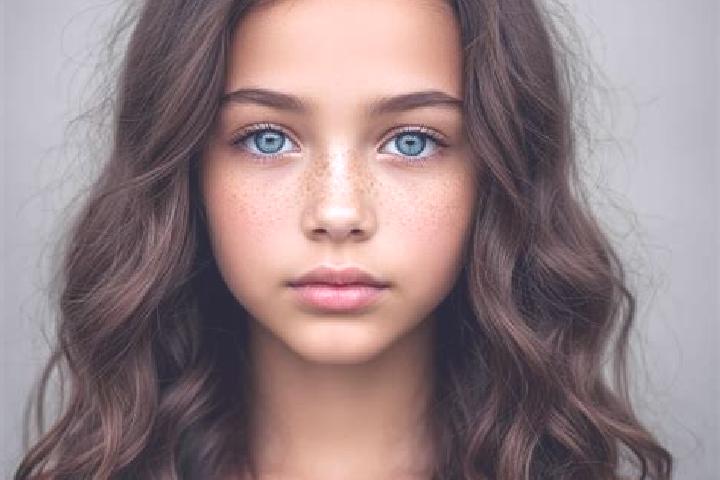Evelyn, 22, a auburn grey-eyed mediterranean companion based in Guijo de Galisteo. Offering OWO, Prostate Massage, Domination, Roleplay, Girlfriend Experienc...