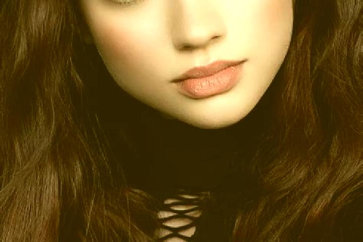 Evelyn, 22, a brunette dark-eyed european companion based in West Gate. Offering A-Level, Prostate Massage, Overnight, Dinner Date, Deep French Kissing. Avai...