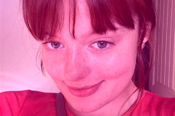 Evelyn, 22, a red brown-eyed caribbean companion based in Rogovskaya. Offering Dinner Date, Fetish, Domination, Roleplay. Available for incall and outcall, o...