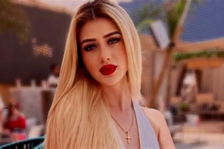 Evelyn, 22 — Escort in Capilla de Marquez, Mexico